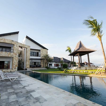 Suarti Resort, Villas & Gallery Ketewel Экстерьер фото