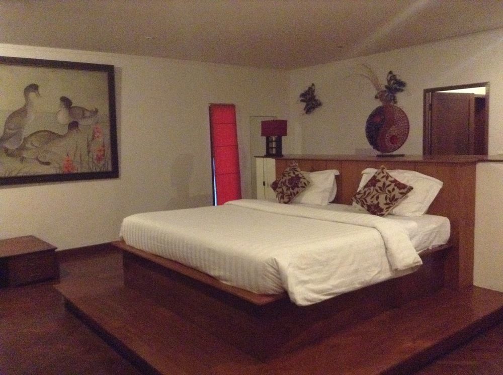 Suarti Resort, Villas & Gallery Ketewel Экстерьер фото