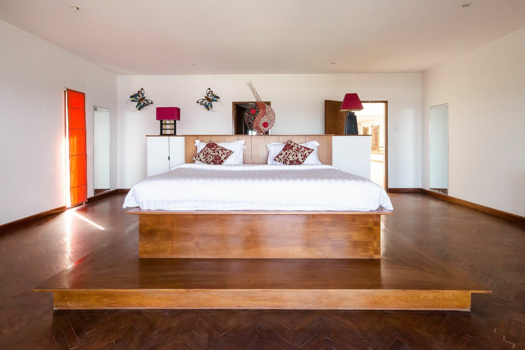 Suarti Resort, Villas & Gallery Ketewel Экстерьер фото