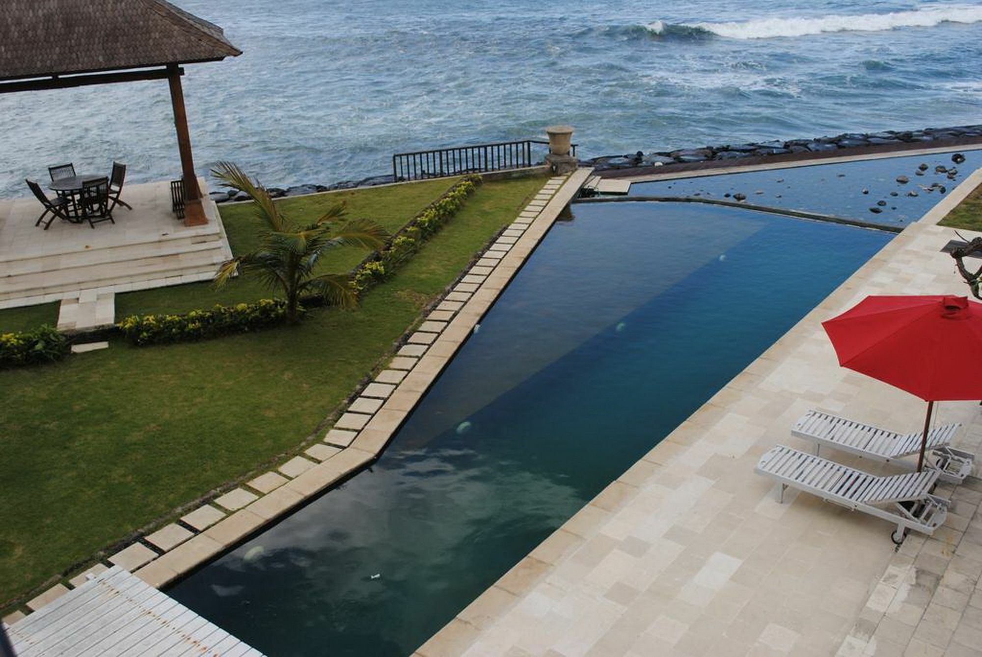 Suarti Resort, Villas & Gallery Ketewel Экстерьер фото