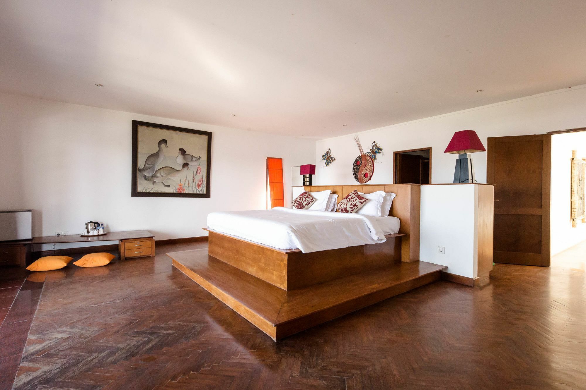 Suarti Resort, Villas & Gallery Ketewel Экстерьер фото